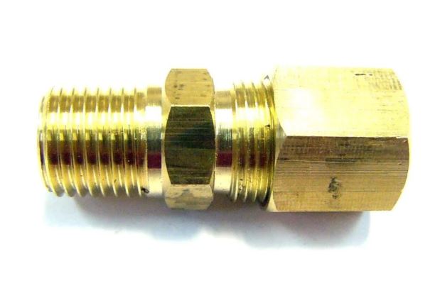 #3 5/16X1/4 MALE CONNECTOR (01-.308)